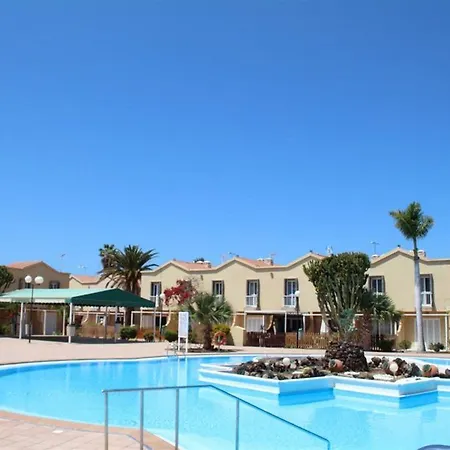 Oasis Hotel 3*